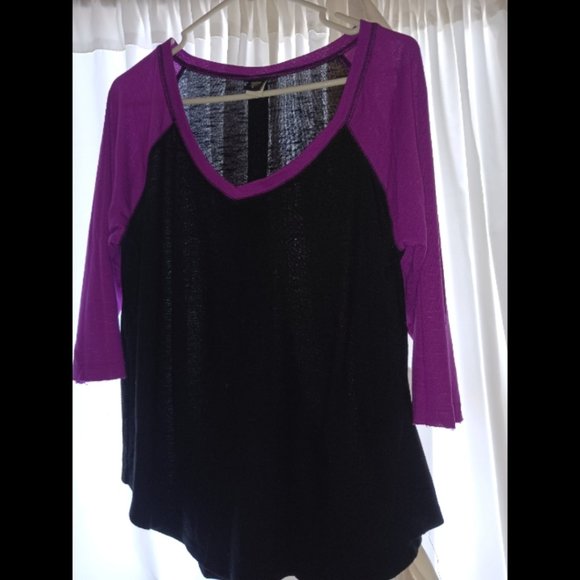 Torrid two-toned Plus size knit top OX - Picture 1 of 4